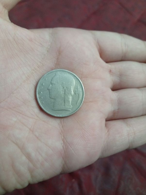 Eski tanga 1948 yilniki Eski tanga 1948 yilniki