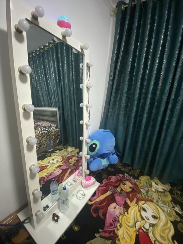 Ойна светлари билан маделар йоки уйга койишга