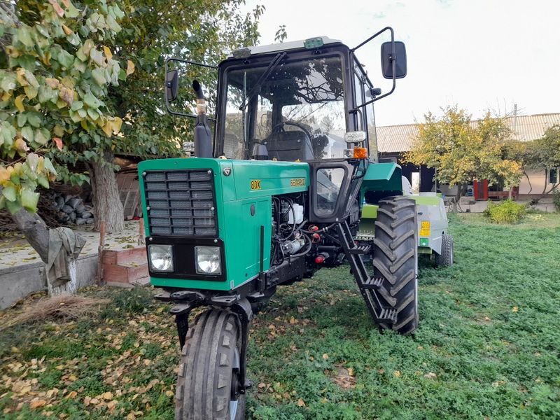 Traktor va pres aparat