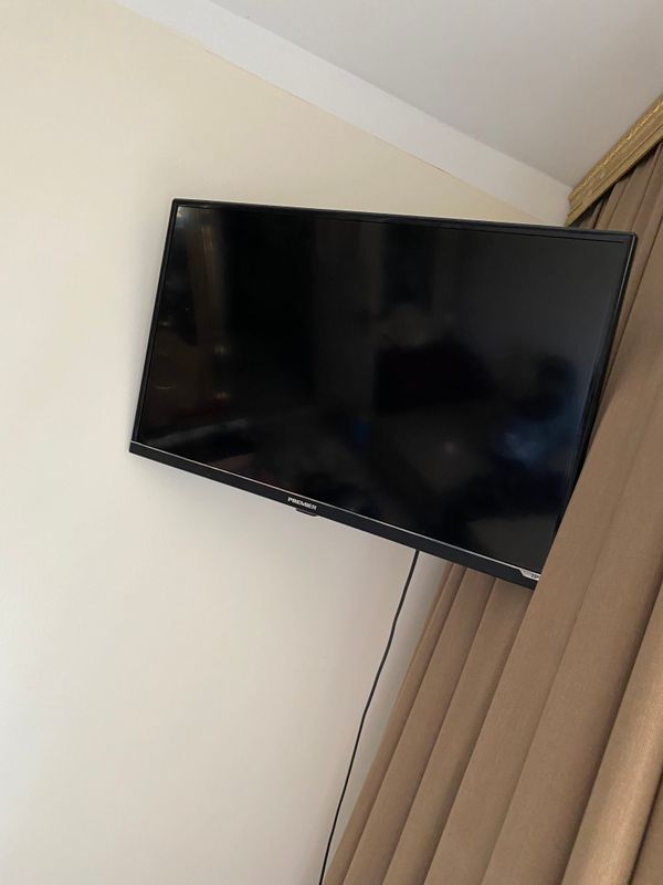 32Tv sotiladi 900kami bor 32Tv sotiladi 900kami bor