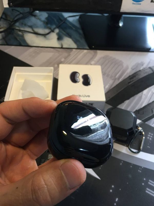 Samsung Buds Live