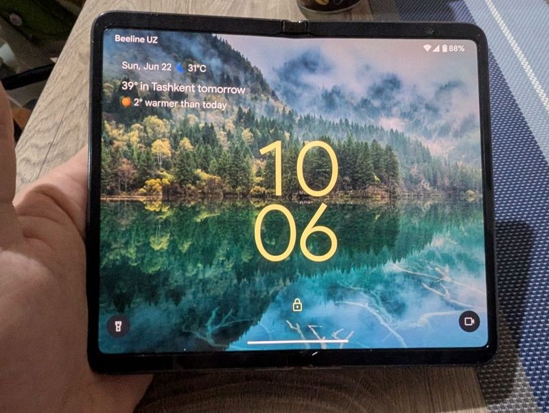 Pixel fold 1st gen Pixel fold 1st gen