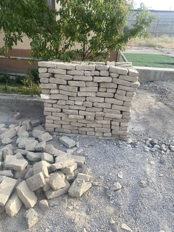 Hom gisht 70% butun 500 ga yaqin tandir quriah uchunam narxi telda Hom gisht 70% butun 500 ga yaqin tandir quriah uchunam narxi telda
