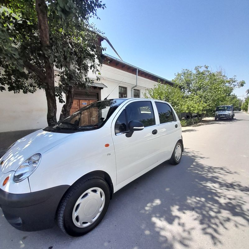 Matiz sotiladi holati zor Matiz sotiladi holati zor