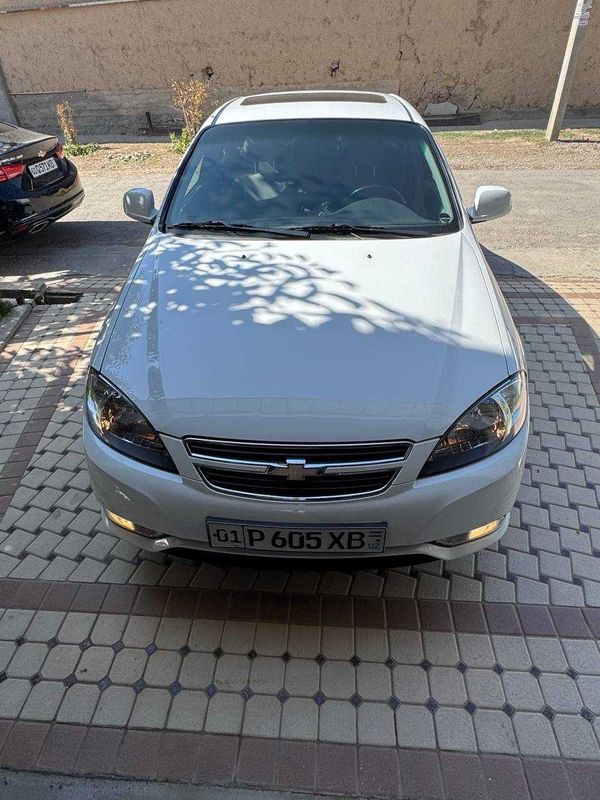 Jentra sotiladi. 2019 yil 94000 km yurgan