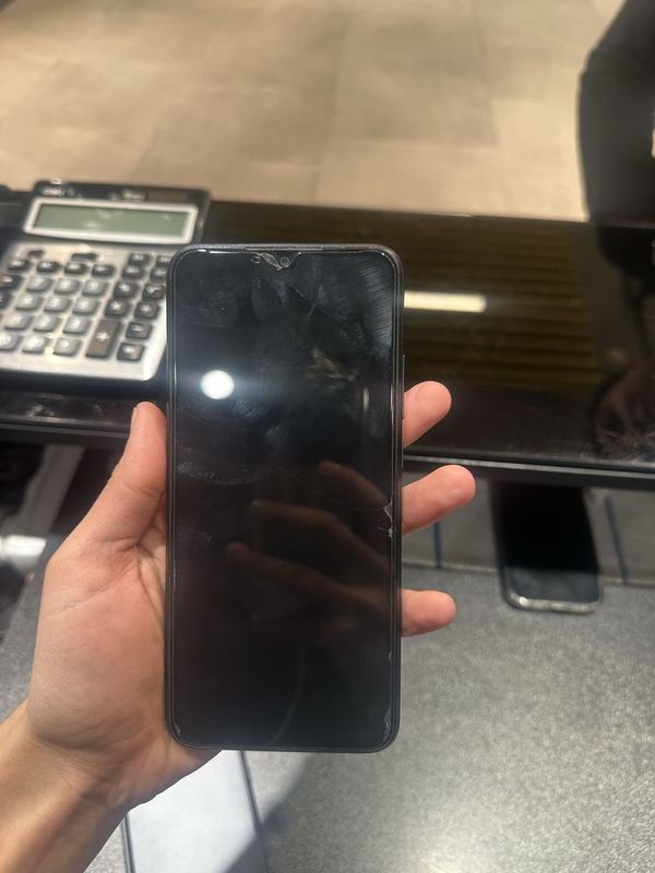 sotiladi: redmi 9c nfc