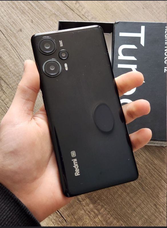 Poco F5 (Redmi 12 Turbo)