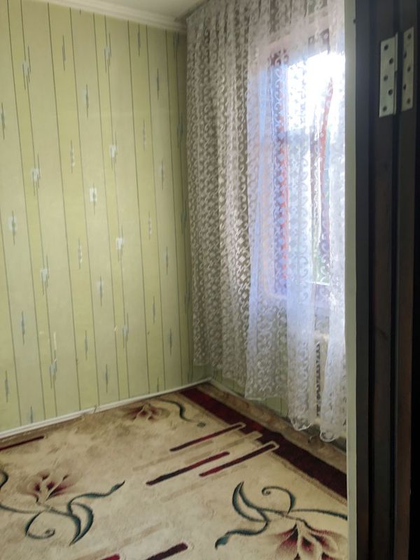 Куйлук 1. 2 ком. 2 этаж 300$ Куйлук 1. 2 ком. 2 этаж 300$