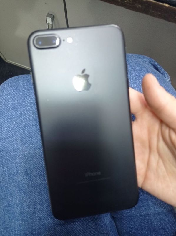 Iphone 7 plus 128gb emkost 77