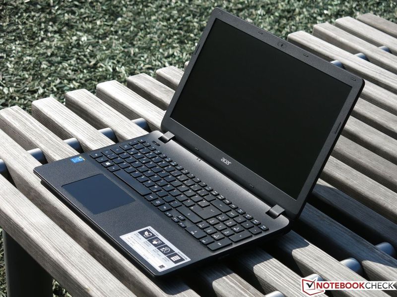 Acer Noutbuk deyarli yangidek. Taklif qilingan narx uchun eng yaxshi t Acer Noutbuk deyarli yangidek. Taklif qilingan narx uchun eng yaxshi t