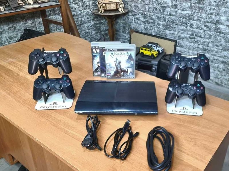 Playstation 3 super slim Playstation 3 super slim