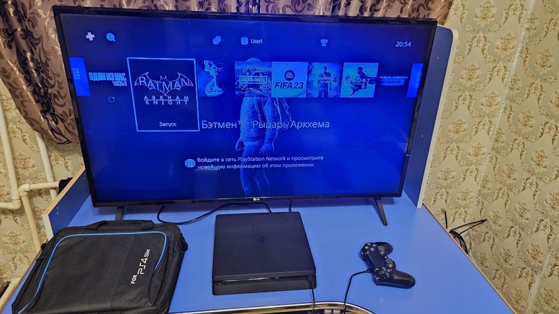 Ps4 slim 500 гб с сумкой состояние идеальное