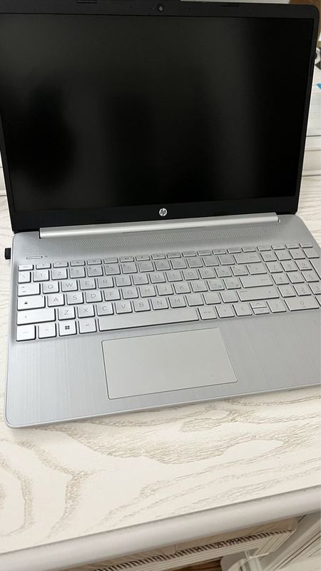 Hp core i5 12 th Gen srochno