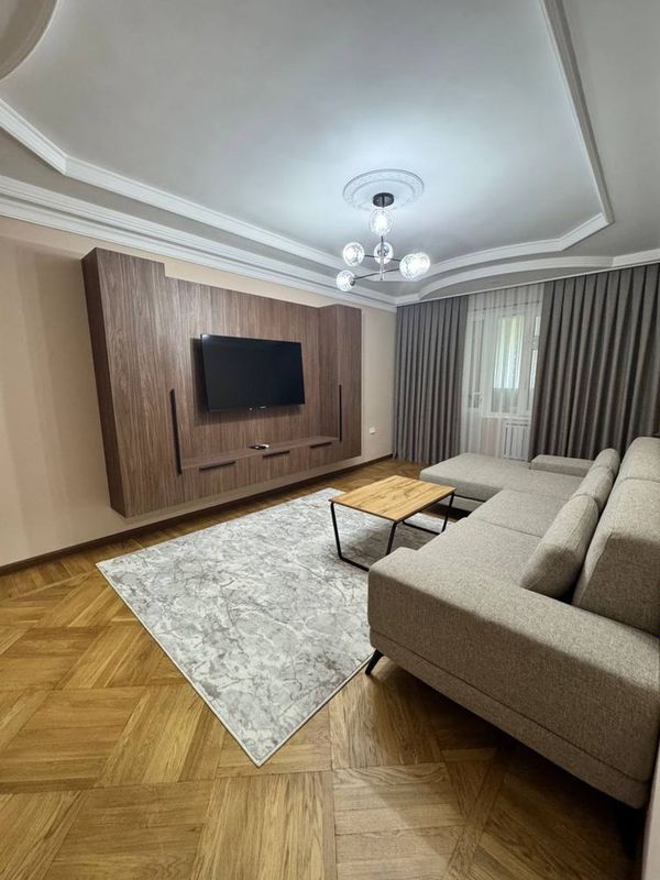 ЕВРОЛЮКС квартира на 70 м2, метро МИНОР на 1 этаже ЕВРОЛЮКС квартира на 70 м2, метро МИНОР на 1 этаже
