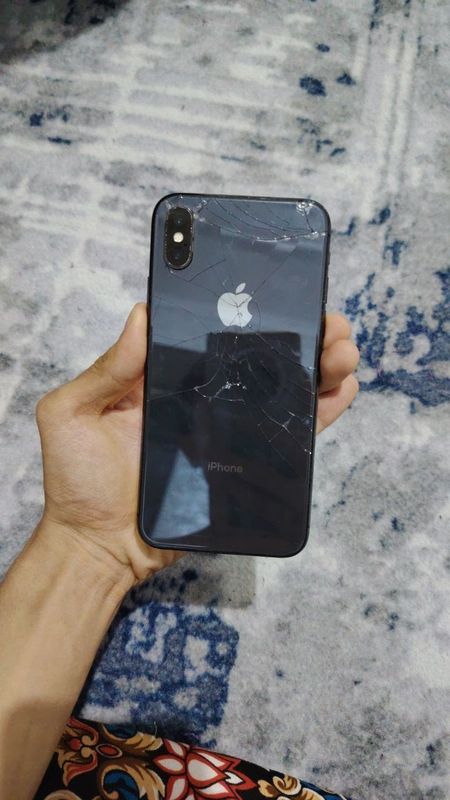 Iphone x sotiladi Iphone x sotiladi