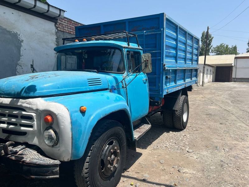 Zil 130 sotiladi Zil 130 sotiladi
