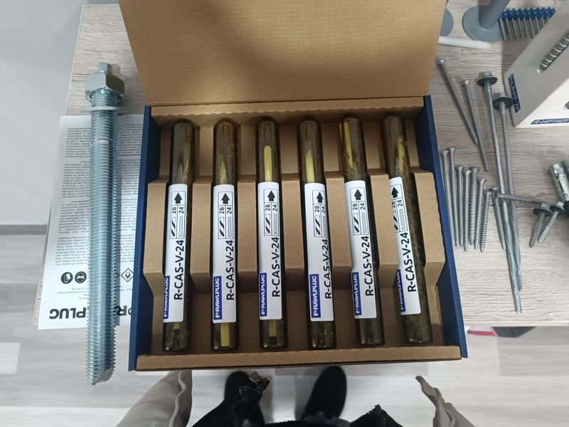 Химический анкер Rawlplug в капсуле R-CAS-V-24