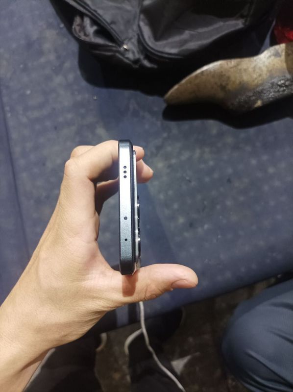Poco x6 pro 5g sotiladi 1 qul ishlatilgan holatlari ideal karopka yuq Poco x6 pro 5g sotiladi 1 qul ishlatilgan holatlari ideal karopka yuq