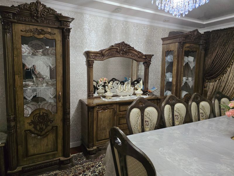 Срочно продам гостиный мебель Срочно продам гостиный мебель
