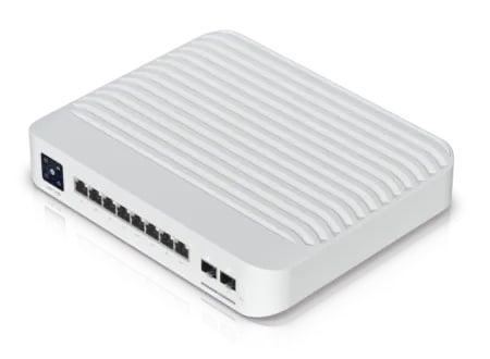 Коммутатор UniFi Switch Professional 8 PoE Коммутатор UniFi Switch Professional 8 PoE