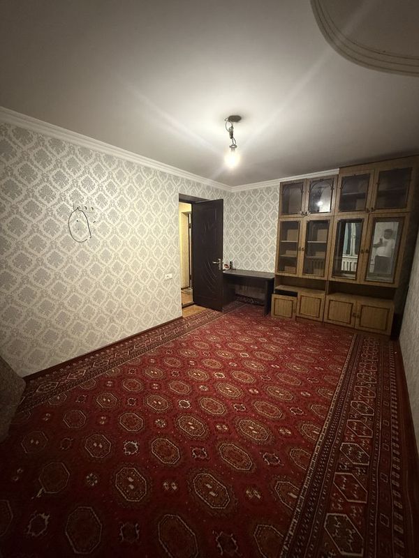 Chilonzor oq tepada ijaraga kvartira beriladi 1 xonali