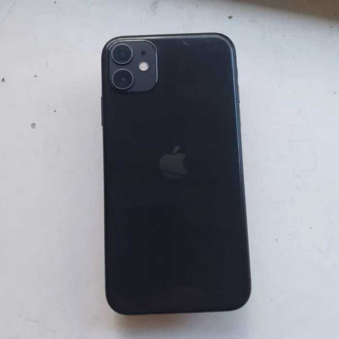Продаётся Iphone 11 в отличном состоянии Продаётся Iphone 11 в отличном состоянии