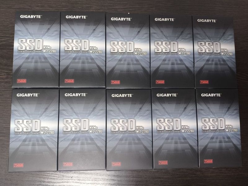 Новые! Янги! Gigabyte NVMe M.2 256Gb 10шт Новые! Янги! Gigabyte NVMe M.2 256Gb 10шт