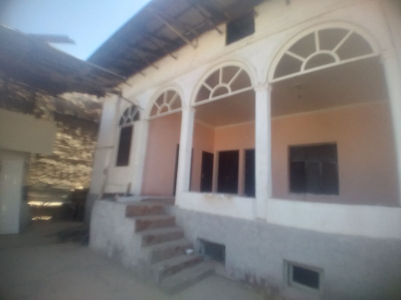 7 sòtik 5 xona uy sròchna sotiladi xasanboy sharqat arintir 313 maktab 7 sòtik 5 xona uy sròchna sotiladi xasanboy sharqat arintir 313 maktab