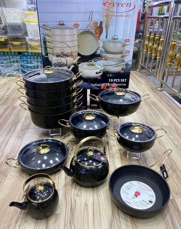 Kamplekt nabor sotladi hamasi bor uyga nma kerak bolsa Kamplekt nabor sotladi hamasi bor uyga nma kerak bolsa