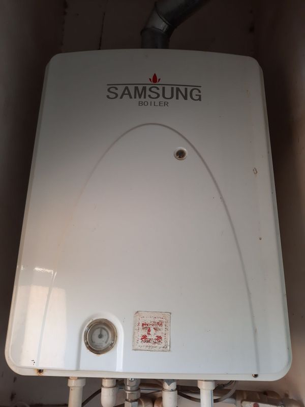 Двух контуный 400кв/м котел Samsung б/у