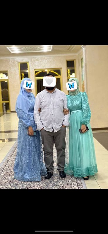 Ikkita vechirniy yaltiro ko’yneyla sotiladi Ikkita vechirniy yaltiro ko’yneyla sotiladi