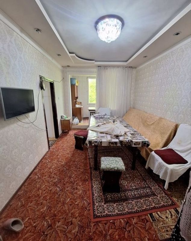 Феруза Продаётся квартира 2/3/4 балкон 1.5х3 ор-р: школа 205 Феруза Продаётся квартира 2/3/4 балкон 1.5х3 ор-р: школа 205
