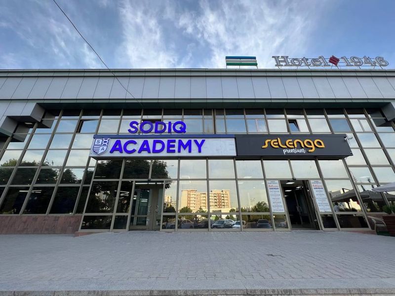 Дружба Народов Хадра | 350кв - нежилое помещение вдоль дороги Аренда