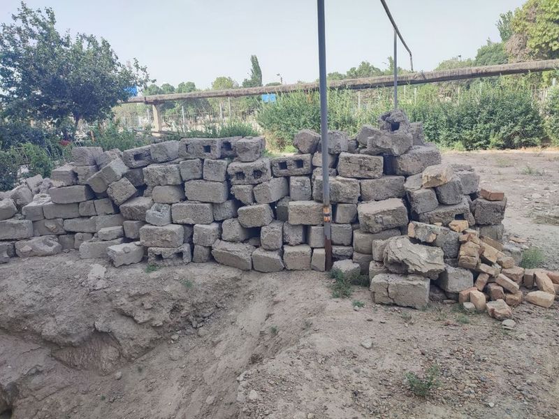 Шлакоблок в количестве 150 штук Шлакоблок в количестве 150 штук