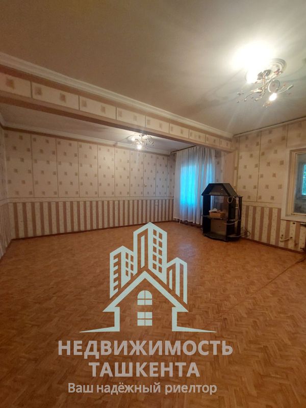 Продаётся 4-комнатная квартира в Сергели Продаётся 4-комнатная квартира в Сергели