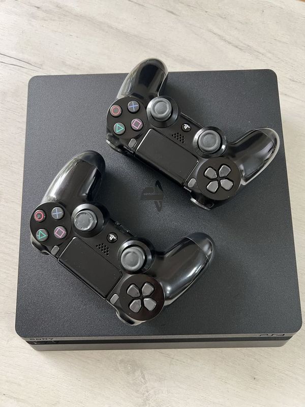 Срочно PlayStation 4 Slim ideal xolatda Eng arzon narx belgilab quydim Срочно PlayStation 4 Slim ideal xolatda Eng arzon narx belgilab quydim