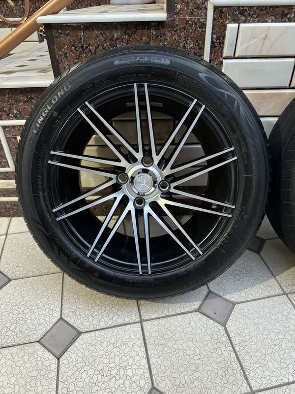 R-15 Vossen диска балон. R-15 Vossen диска балон.