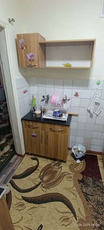 Продам тумбочку в отличном состоние