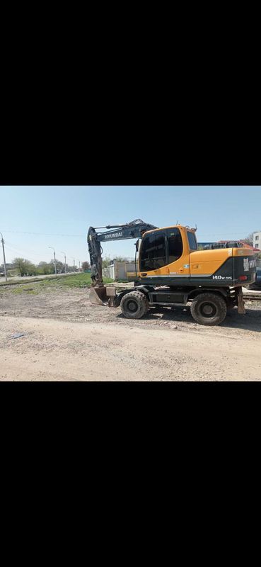 Экскаватор Xyunday 140 w95 sotiladi 2022 yil 2023 yilda yengi olingan