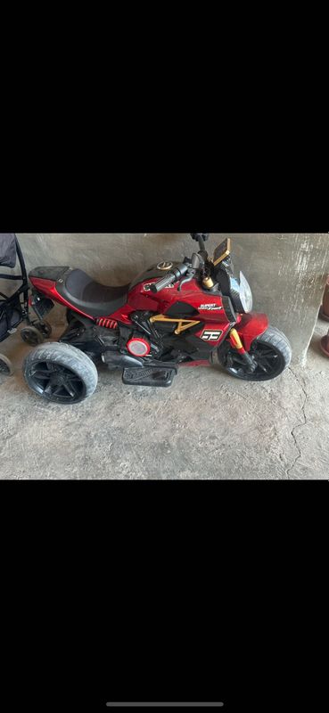 Motosikl sotiladi Motosikl sotiladi