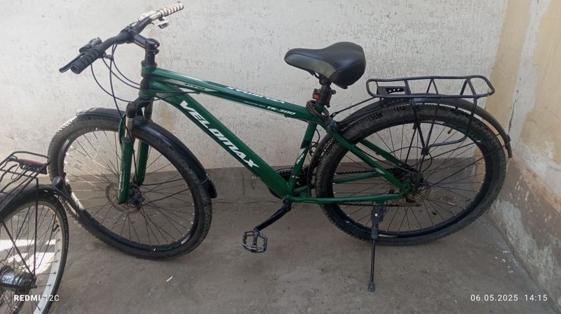 Velosapet sotiladi xolati yaxshi piramida deska sikori 3*7 Velosapet sotiladi xolati yaxshi piramida deska sikori 3*7