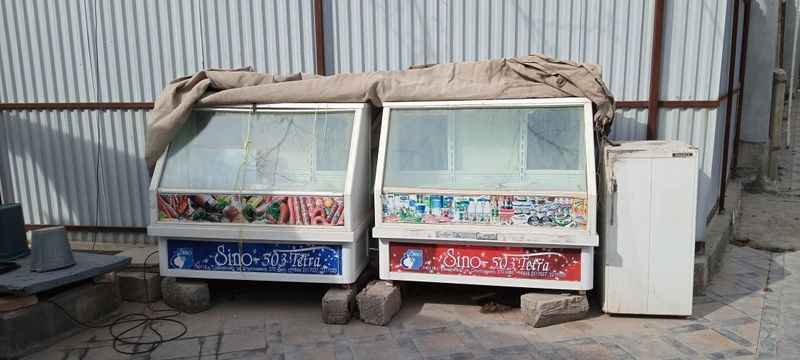 Морозилка холодильник витрина
