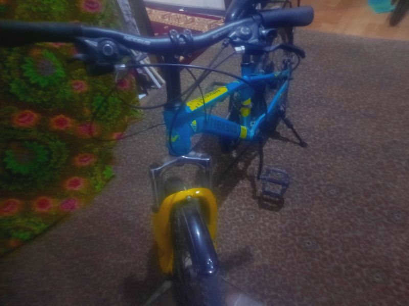 Velosiped sotaman srochno/ Продаю срочно велосипед Velosiped sotaman srochno/ Продаю срочно велосипед