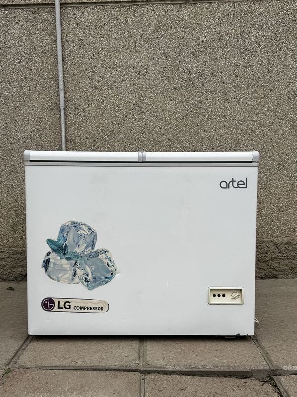 Продается морозильник Artel Продается морозильник Artel