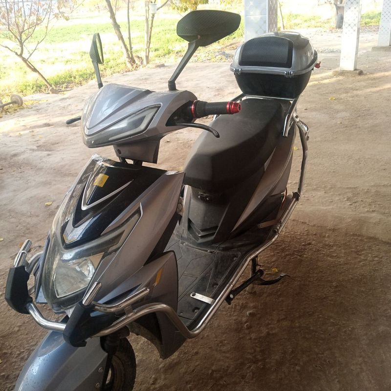 Elektro skuter, moped