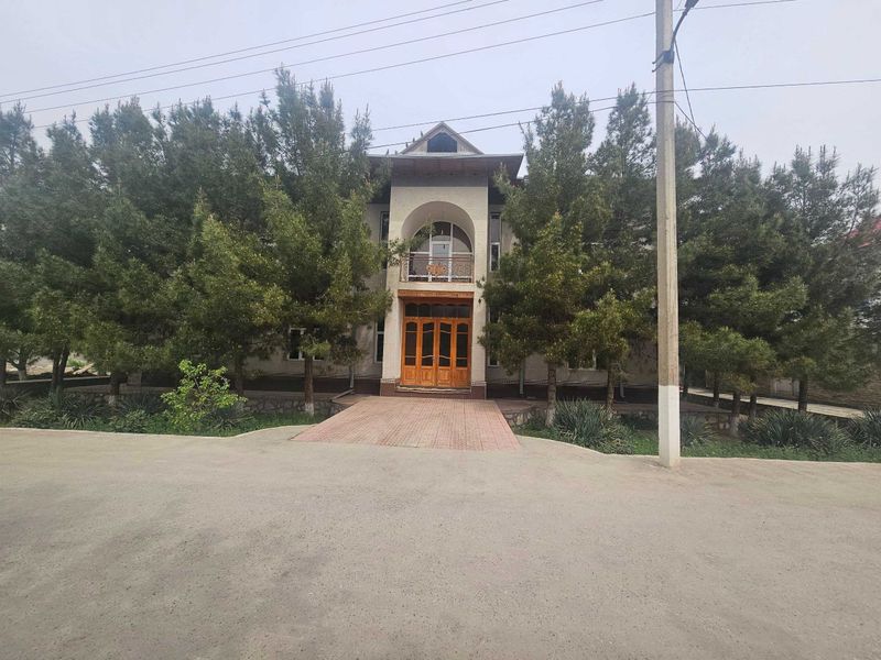 Buxoro viloyati Shofirkon tumanida Ma`muriy bino sotiladi Buxoro viloyati Shofirkon tumanida Ma`muriy bino sotiladi