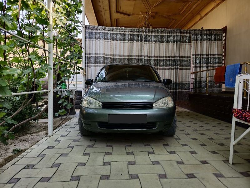 Lada Kalina Sotiladi