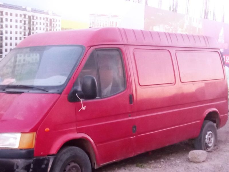 Ford Transit shaalanda