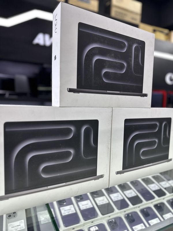 Macbook pro M4 14 inch skidkada Macbook pro M4 14 inch skidkada