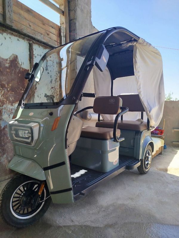Elektro trisikl arzon sotiladi
